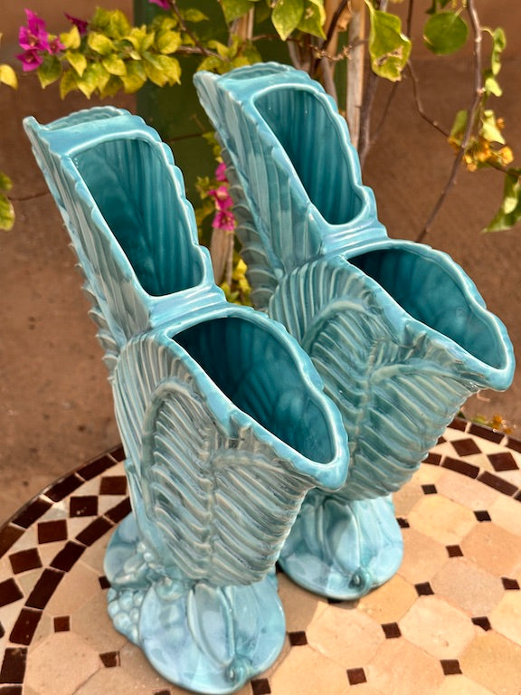 Paire de Vases en Céramique Bleue Vintage – Design Feuilles Tropicales