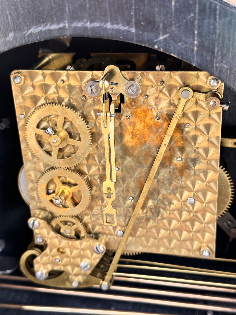 Pendule ancienne Smiths – Horloge de cheminée mécanique en bois (Made in England)