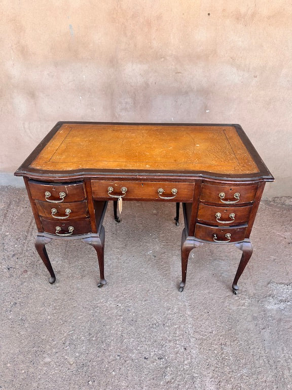 Bureau Ancien en Bois Massif à 7 Tiroirs – Style Anglais Vintage avec Plateau Cuir