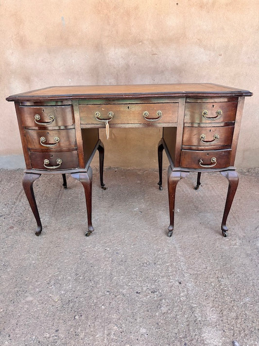 Bureau Ancien en Bois Massif à 7 Tiroirs – Style Anglais Vintage avec Plateau Cuir