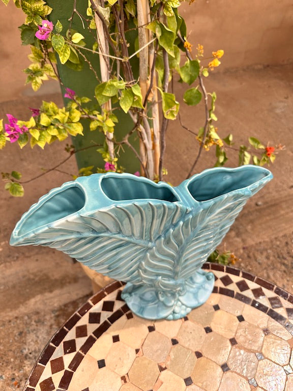 Paire de Vases en Céramique Bleue Vintage – Design Feuilles Tropicales